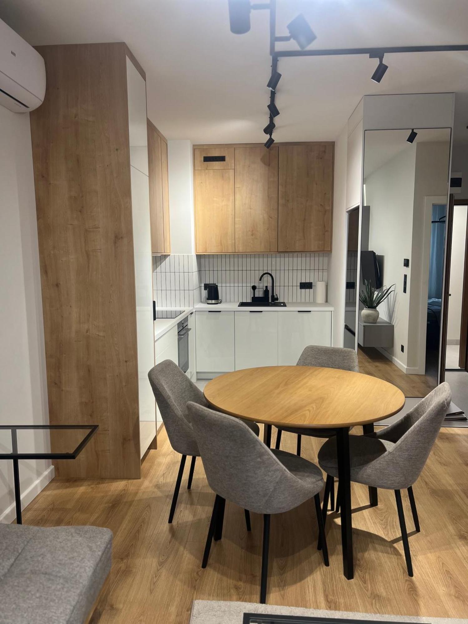 Apartament Np Garwolin Buitenkant foto
